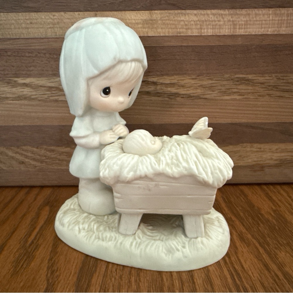 Precious Moments E-5380 A Monarch Is Born Nativity Porcelain Figurine Vintage